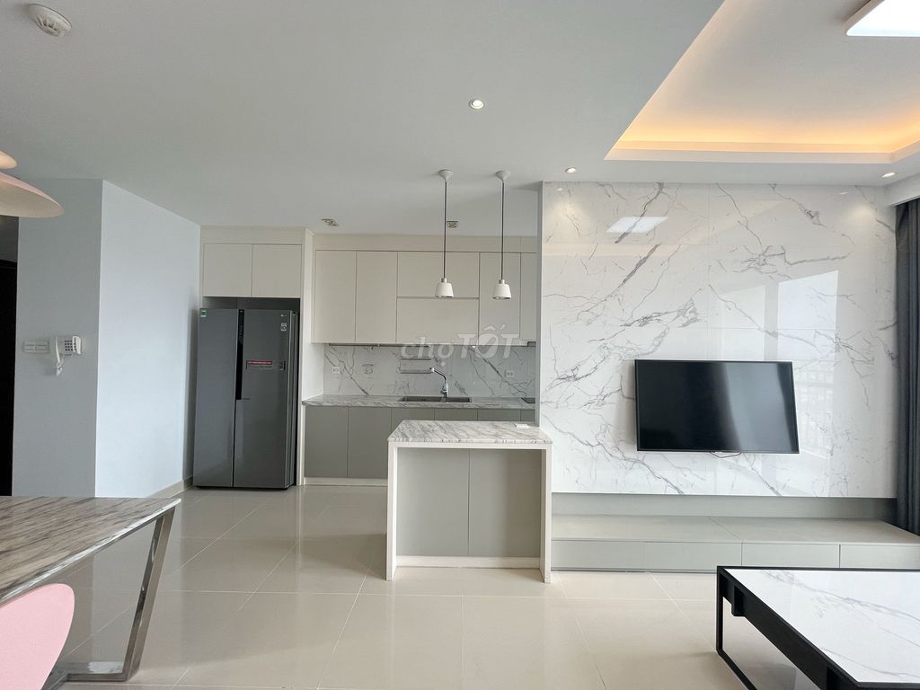 The Sun Avenue rents three bedrooms full of furniture 25 million a month.