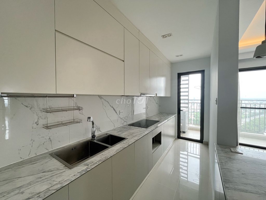 The Sun Avenue rents three bedrooms full of furniture 25 million a month.
