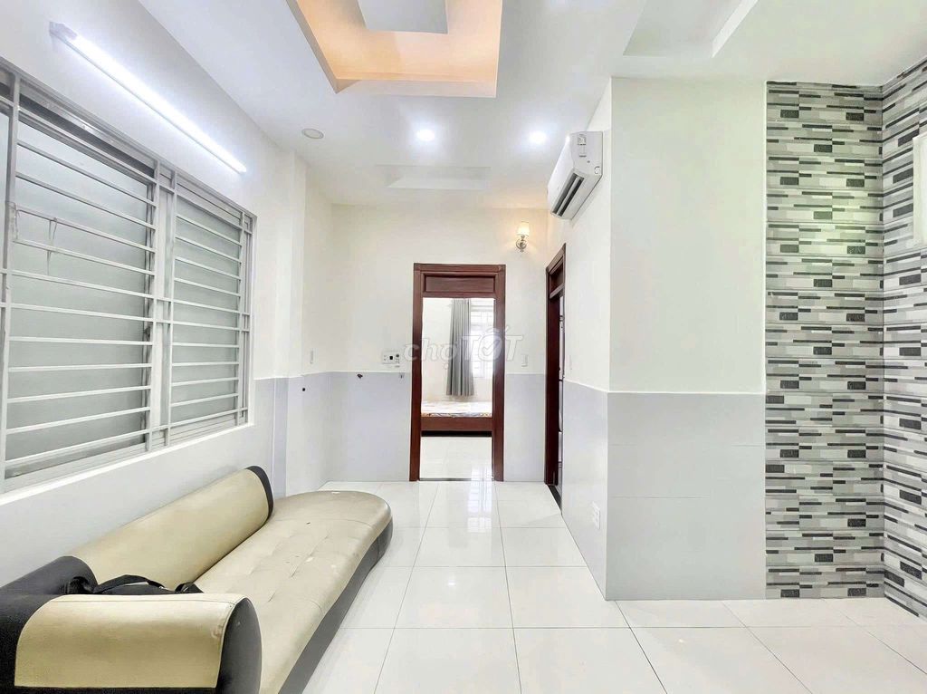 A six million-price bedroom downtown, near Lotte, The Mall.