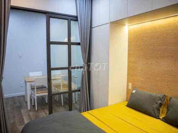 Rent two bedrooms <i>two bathrooms_ Full interior, private washing machine, Bình Thạnh