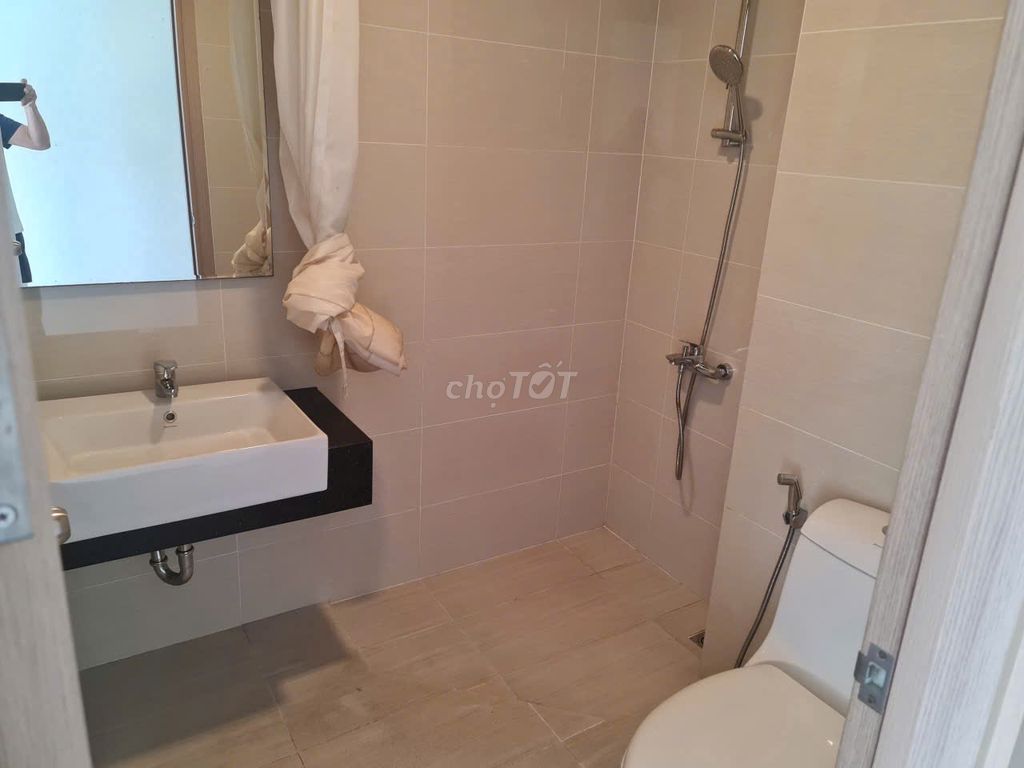 Rent Botanica Premier, 92 meters2, 3 bedrooms, 2 toilets, ntcb, for 16 million a month.