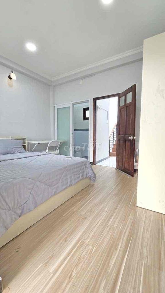 1 7th floor bedroom 3 million in the county