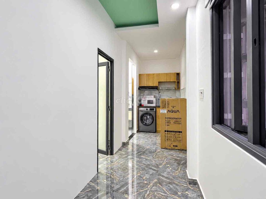 The 1st Bedroom, Private Wash Office, just off the 5th District, near the Big Market.