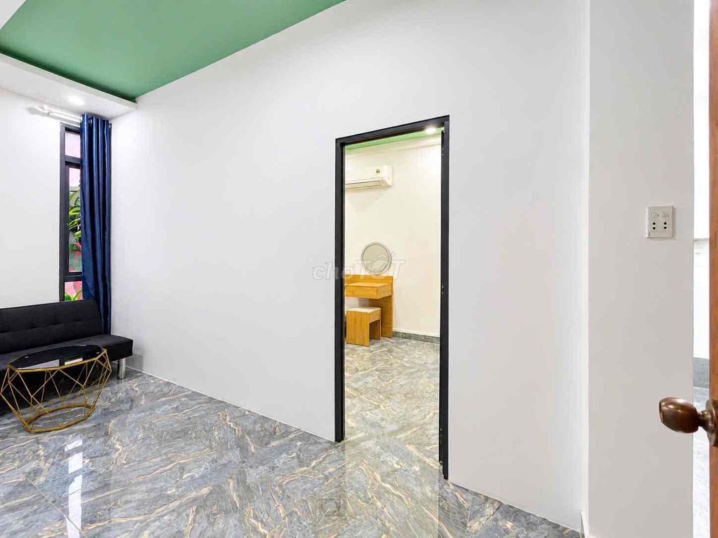 The 1st Bedroom, Private Wash Office, just off the 5th District, near the Big Market.