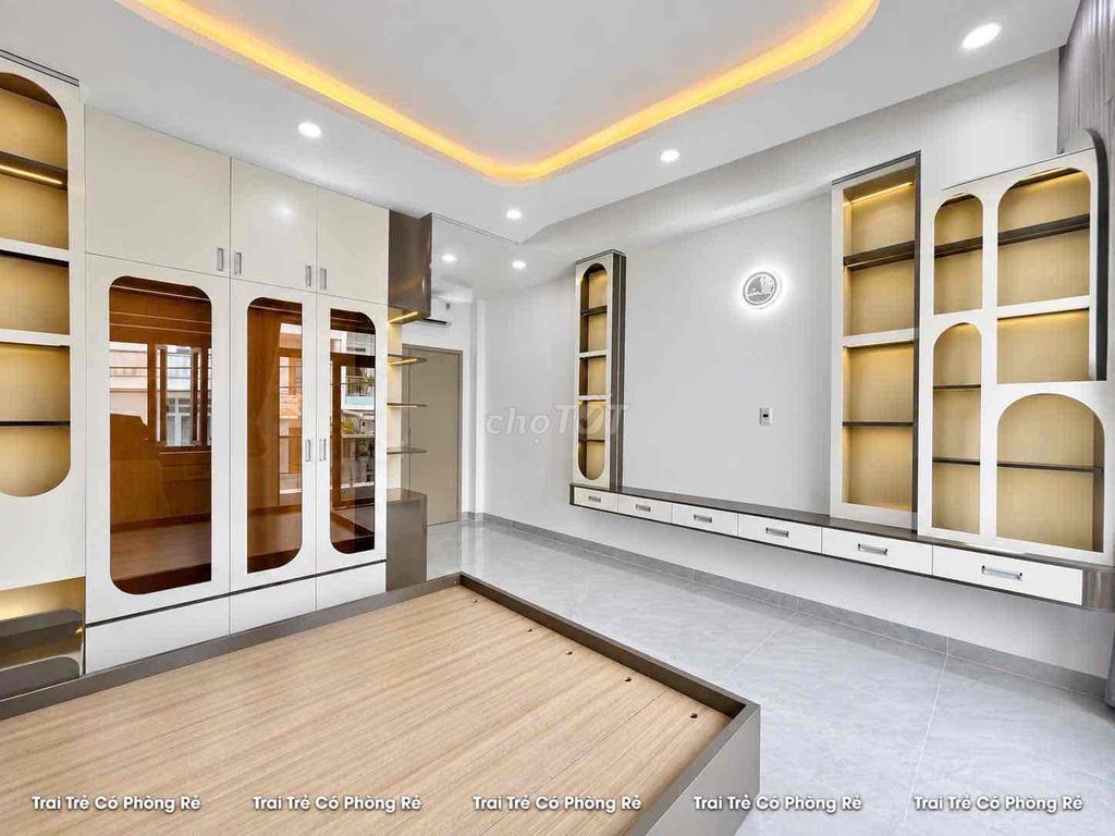 The studio apartment-- 100 percent new at Tân Phú.