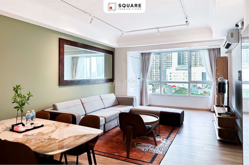 Three Manor Bedrooms for Rent