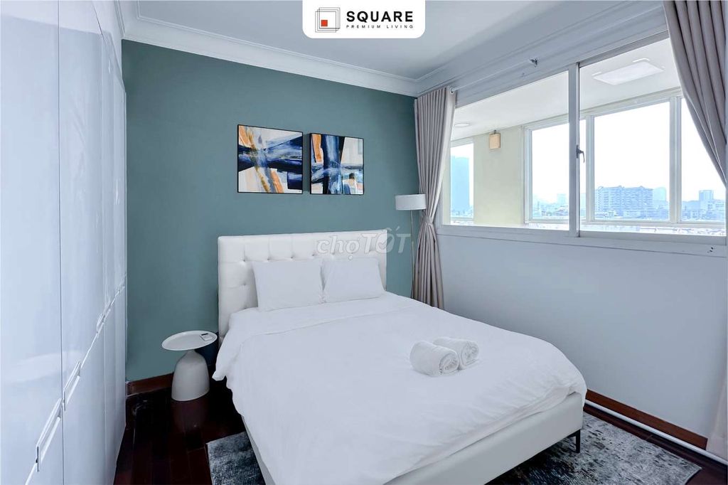 Three Manor Bedrooms for Rent