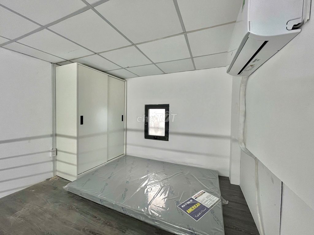 30 M2 care care apartment full of women lost toaaa