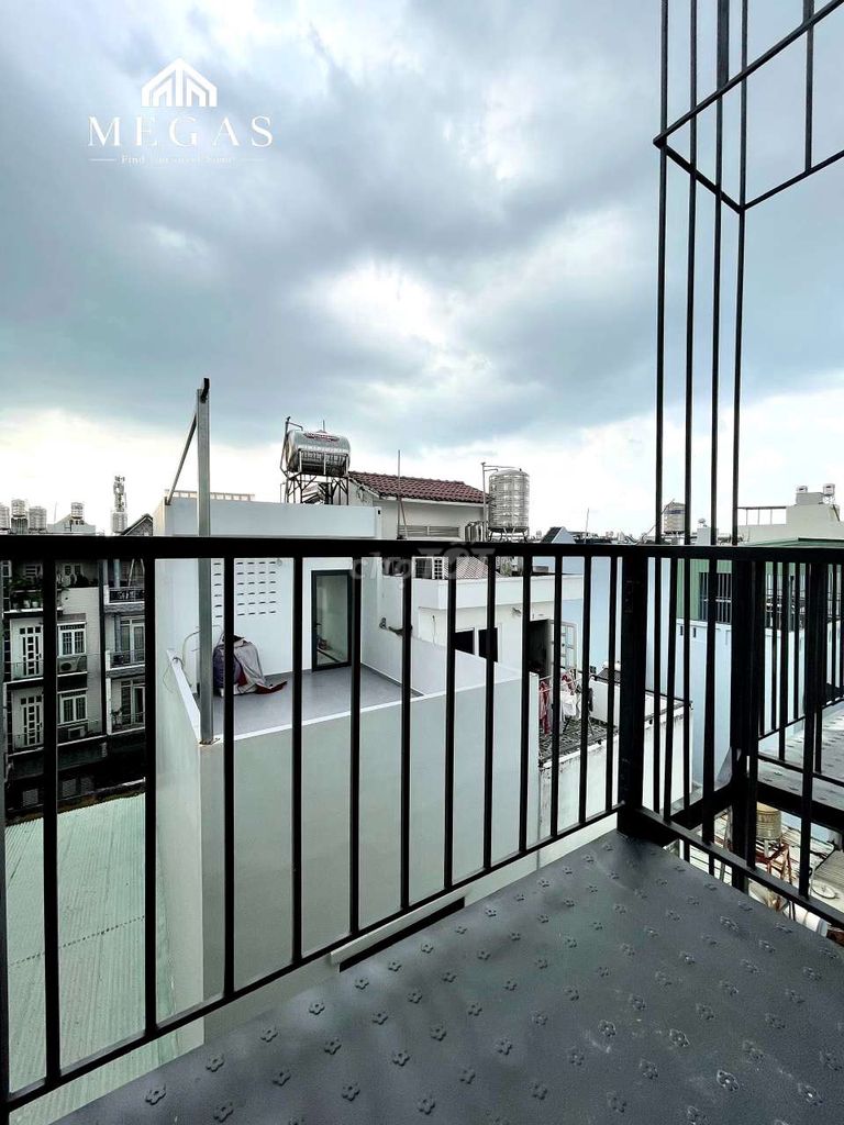 open studio full open super-split balcony building 100%