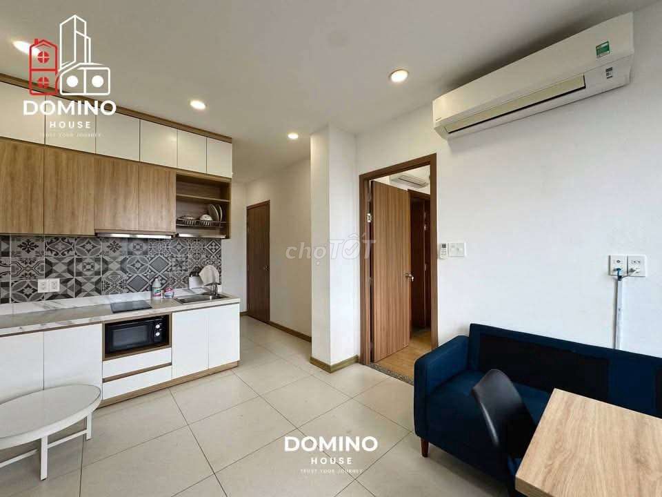 2th-end room service near the democratic site