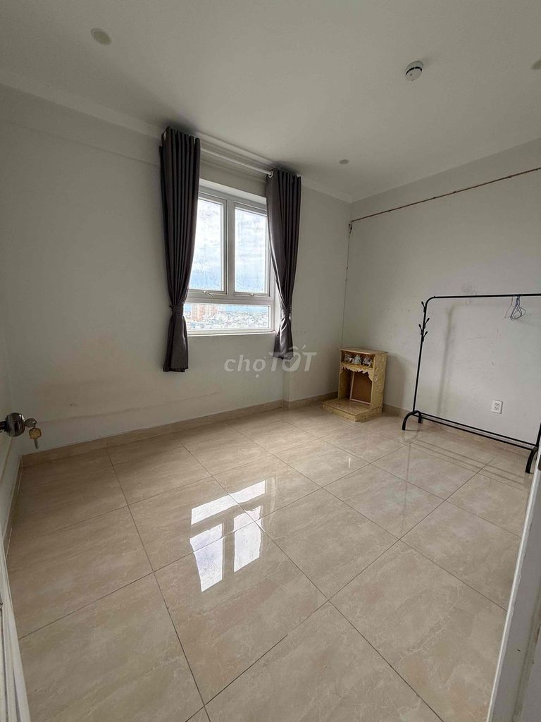 Rent a nice apartment in District 8 - full furniture - 3.5 million a month.