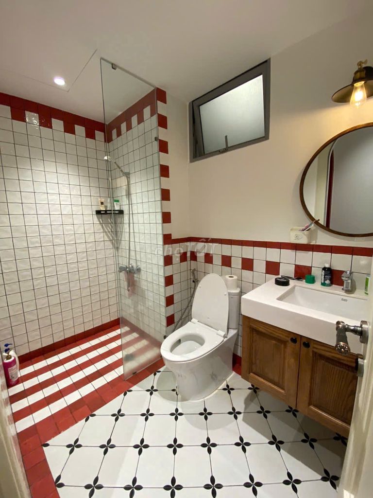I need to rent a two-room apartment, two-foot bathrooms, 85 feet Celesta Rise for 17 million 500.