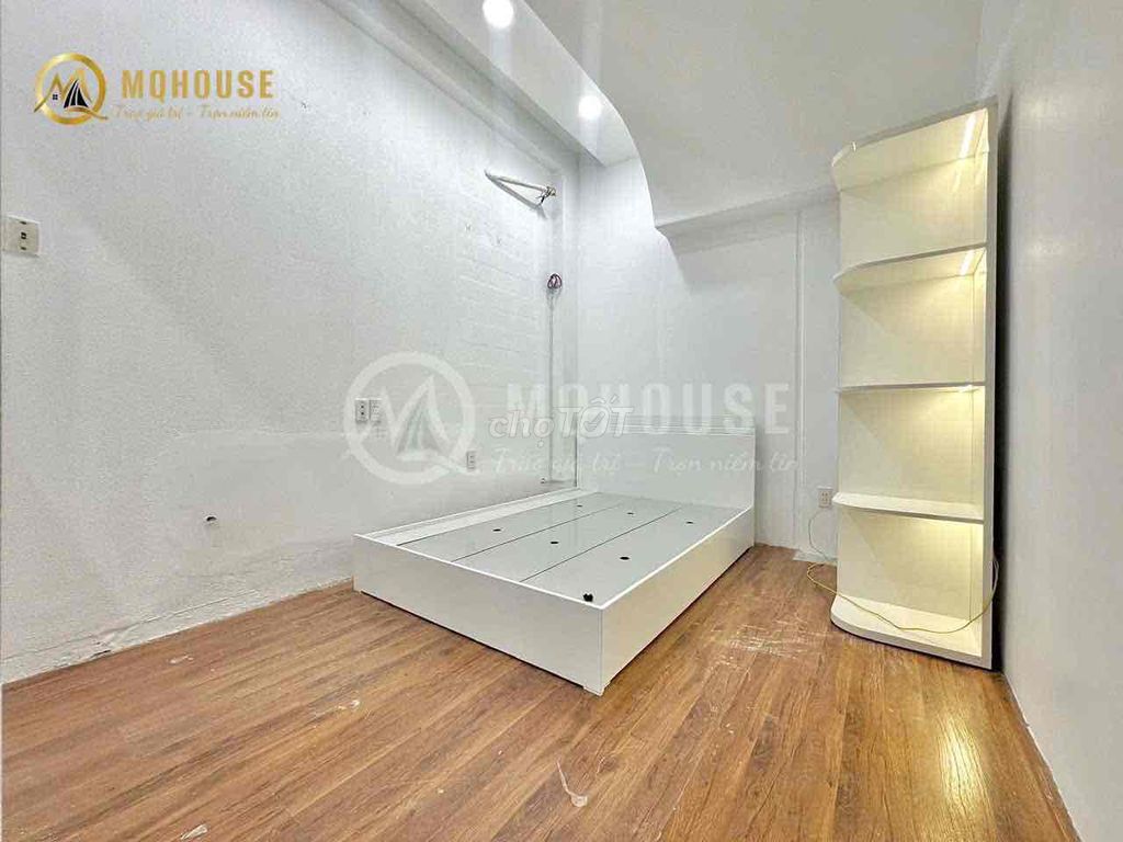 Two bedrooms full of furniture right here at Phan Ning near the Market.