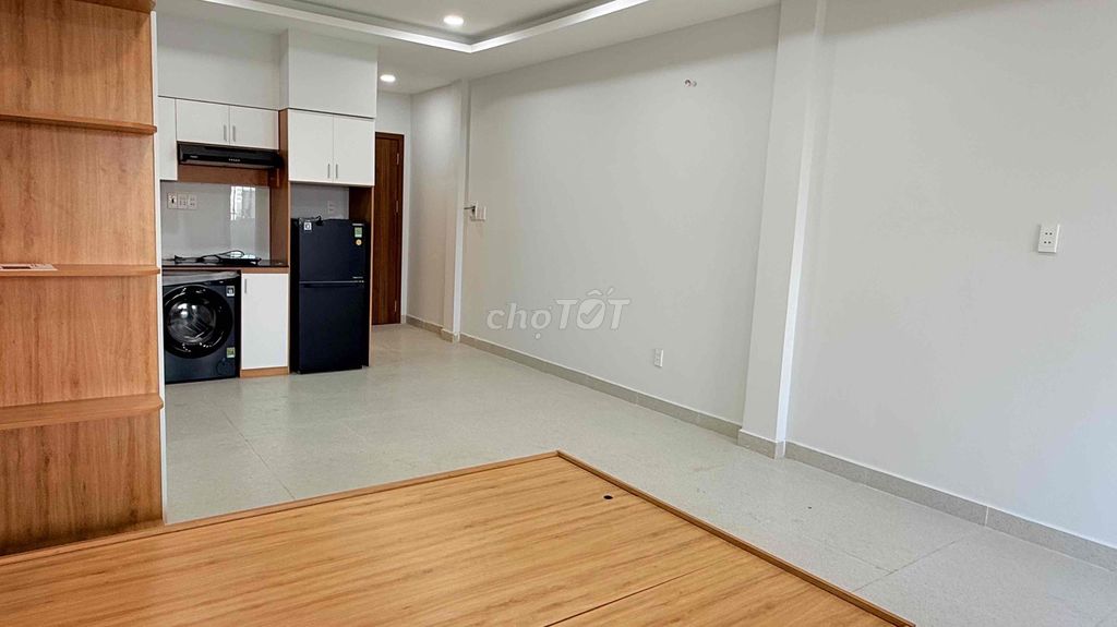 [Gò Vấp] Rent the full furniture, windows, balcony.