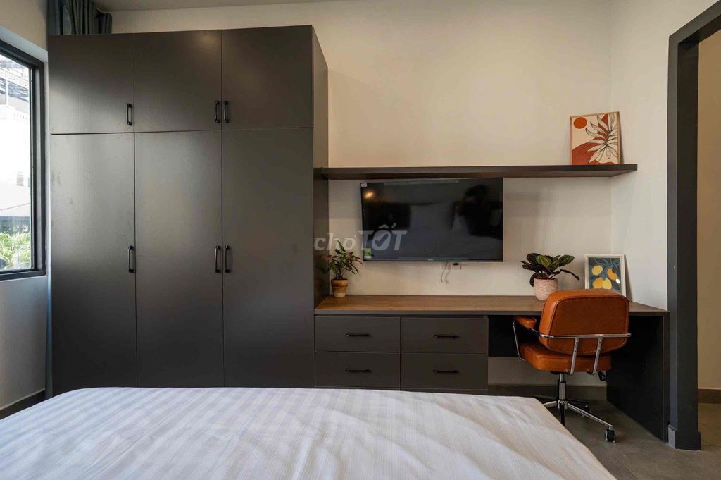 A kitchen bedroom - full interior - standing right, District 3