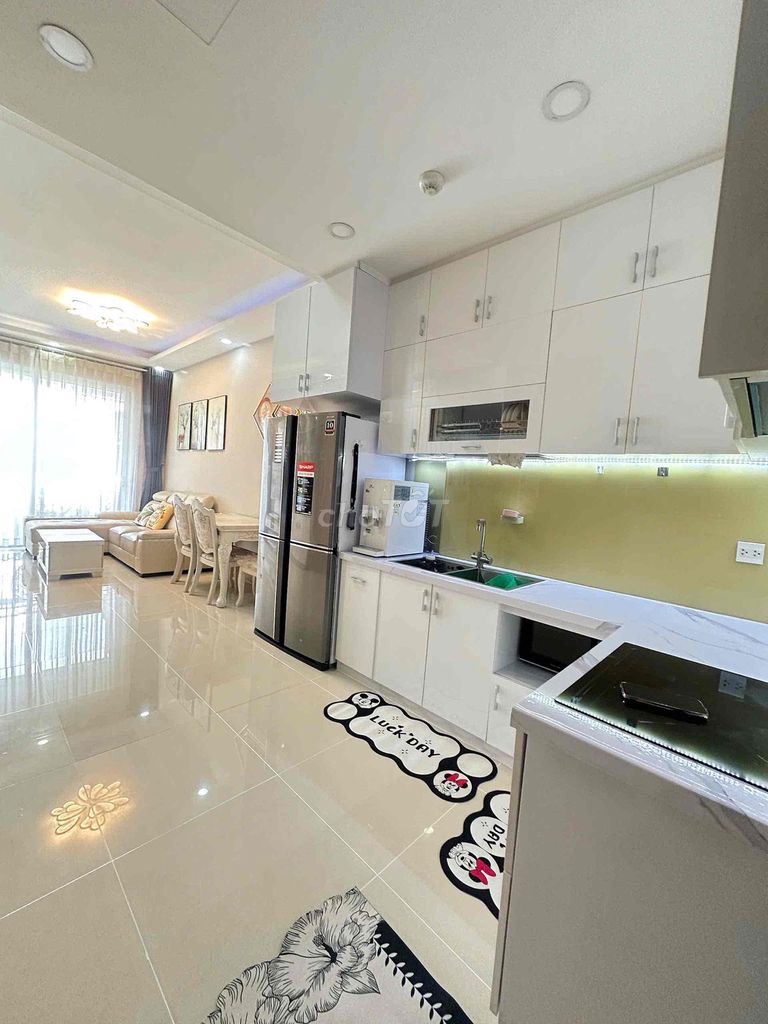 Rent the Orchard Garden apartment two bedrooms. near sb tsn