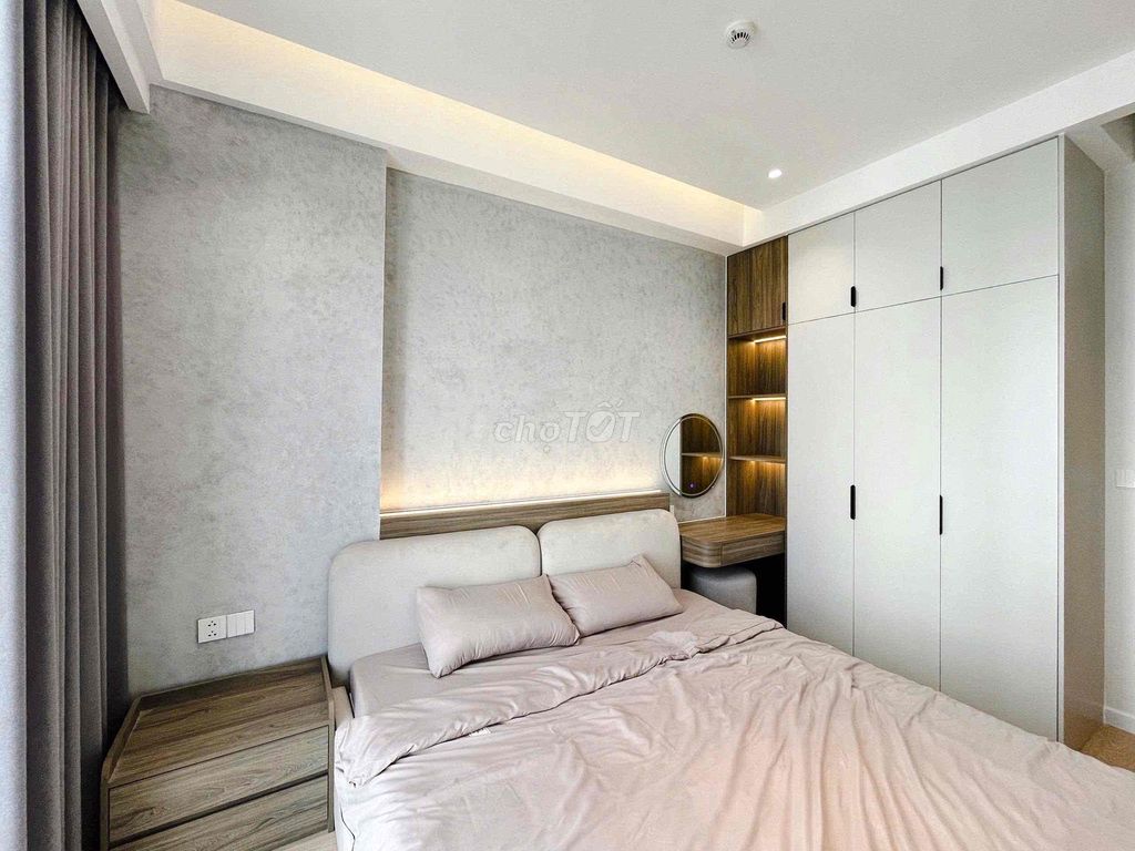 Aurora pmh 5.07, 75 meters, two bedrooms, 30 million a month, please. Ow!