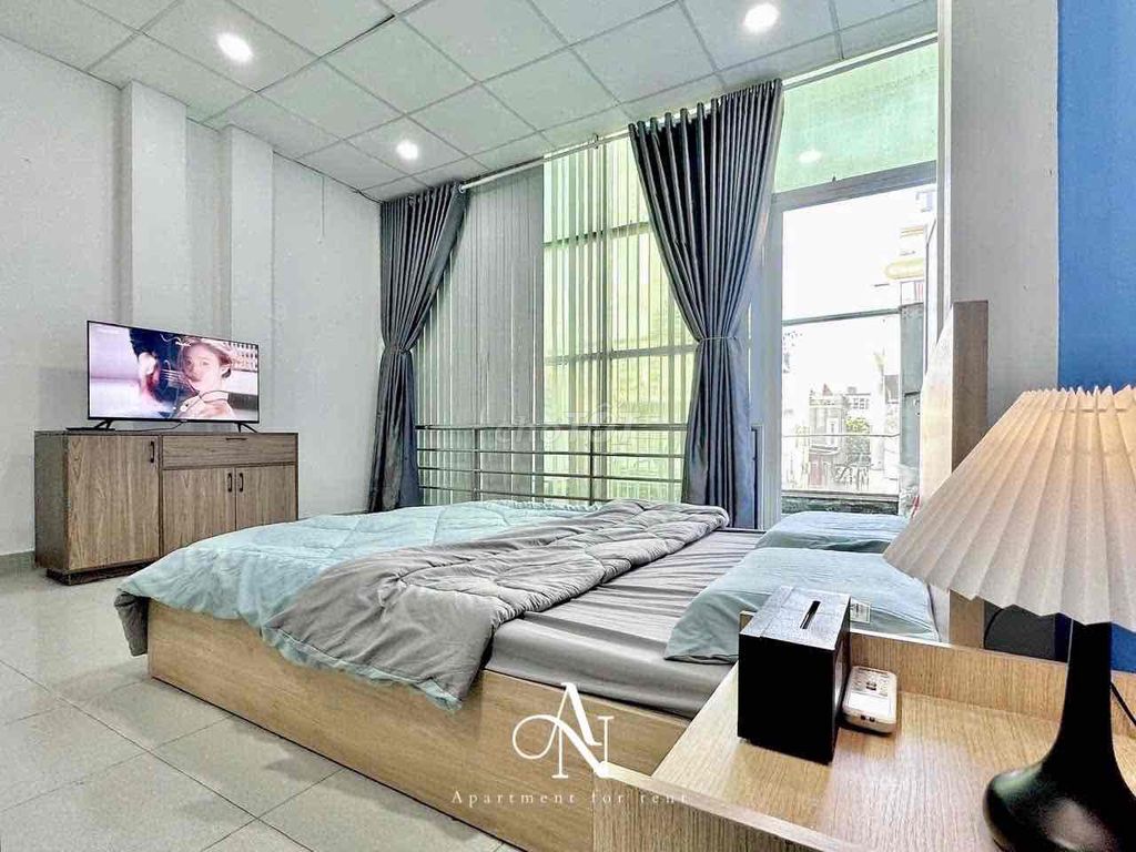 apartment one, super-high balcony bedroom 60 meters wide, Phan Đình Phùng, Phú Nhuận.