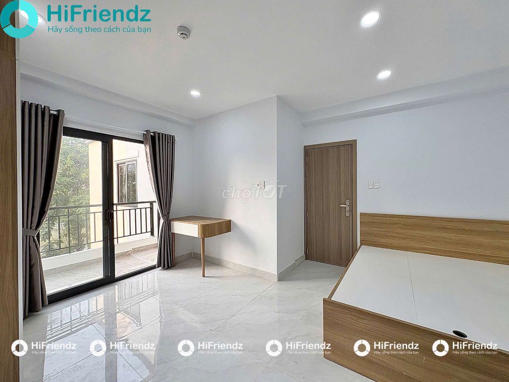 Rent the balcony apartment - full interior, almost extended