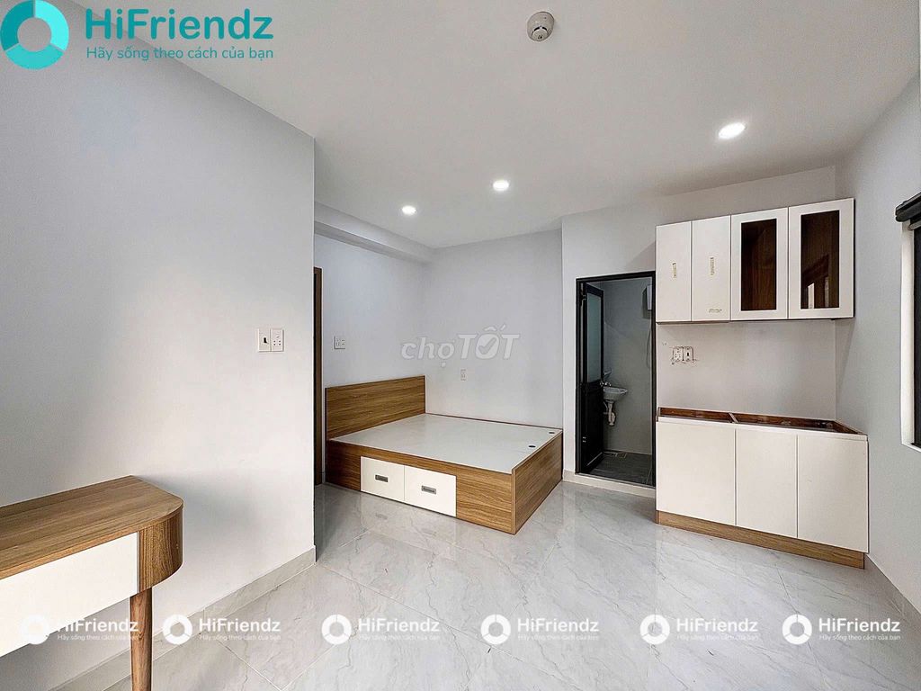 Rent the balcony apartment - full interior, almost extended