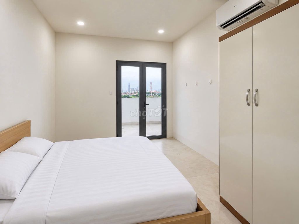 Only 15 million a month-- three bedrooms full of furniture Vạn Phúc City