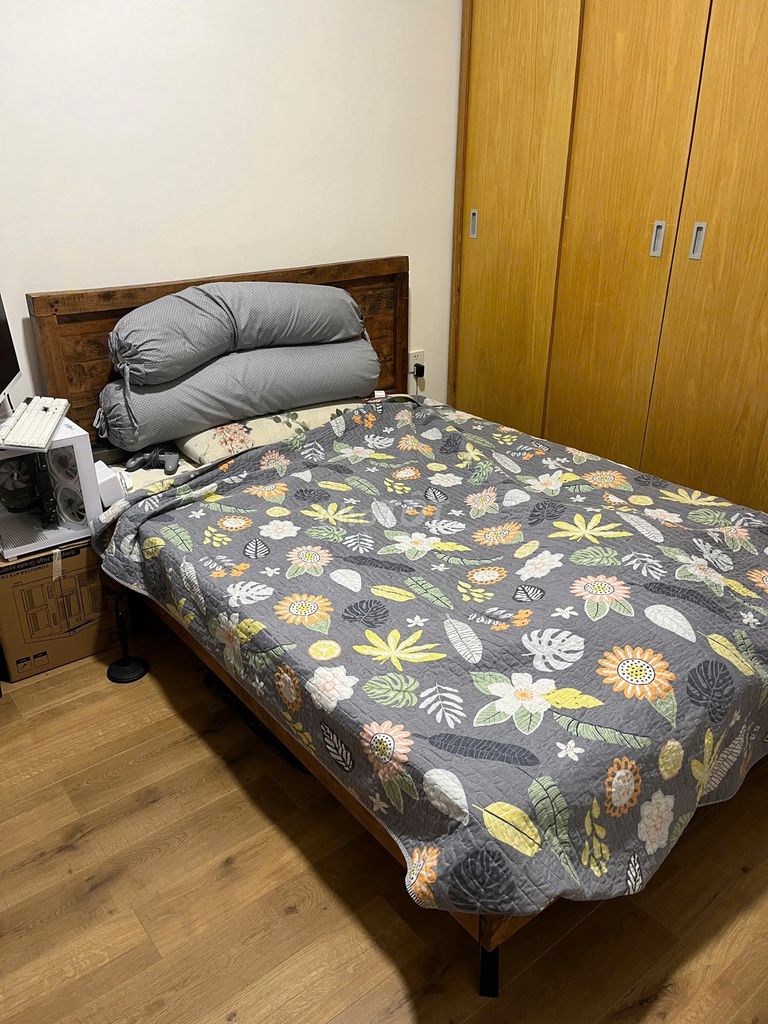 Rent apartment 61 M2 - lower level - local view