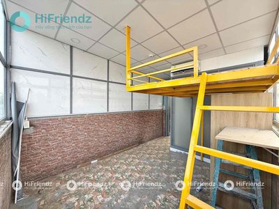 Generic Window - Nguyễn Kiệm logup