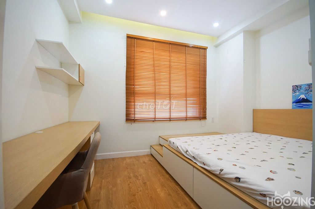 Rent two bedrooms -- only 15 million -- that have enough furniture, Lexington's apartment.