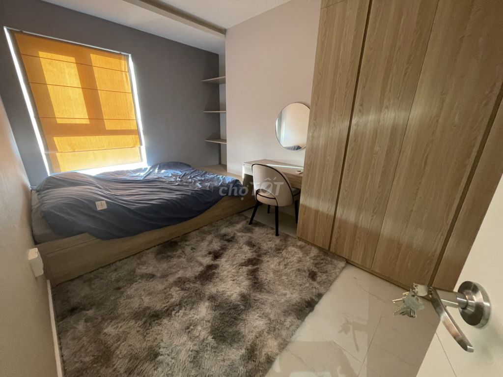 It's true. No, no, no, no, no, no, no. Terra Royal 2 bedrooms=18 million - 3 bedrooms 25 million view multiple apartments