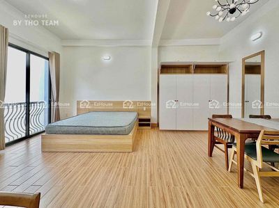 Rent a super open balcony at 7th, Tân Bình