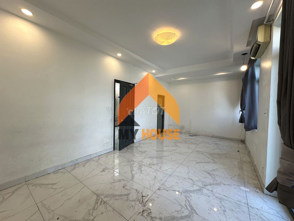 Top villa, two floors all the way, 500 M2 using An Phú Center.