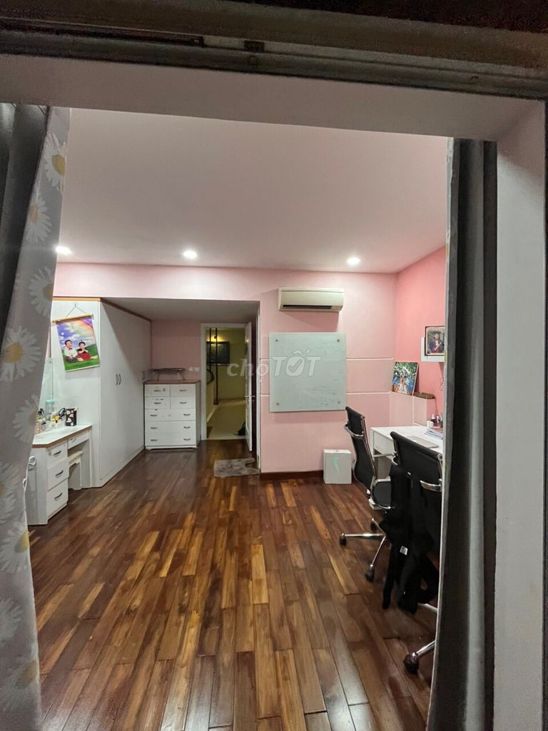 Rent a cash house (25 million) 30 meters - Đặng Thùy Trâm. Bt. KAOS 13.
