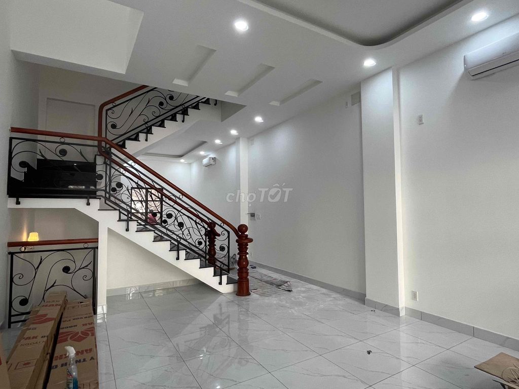 Rent 5 x 20 m city ofland 10 Gò Vấp