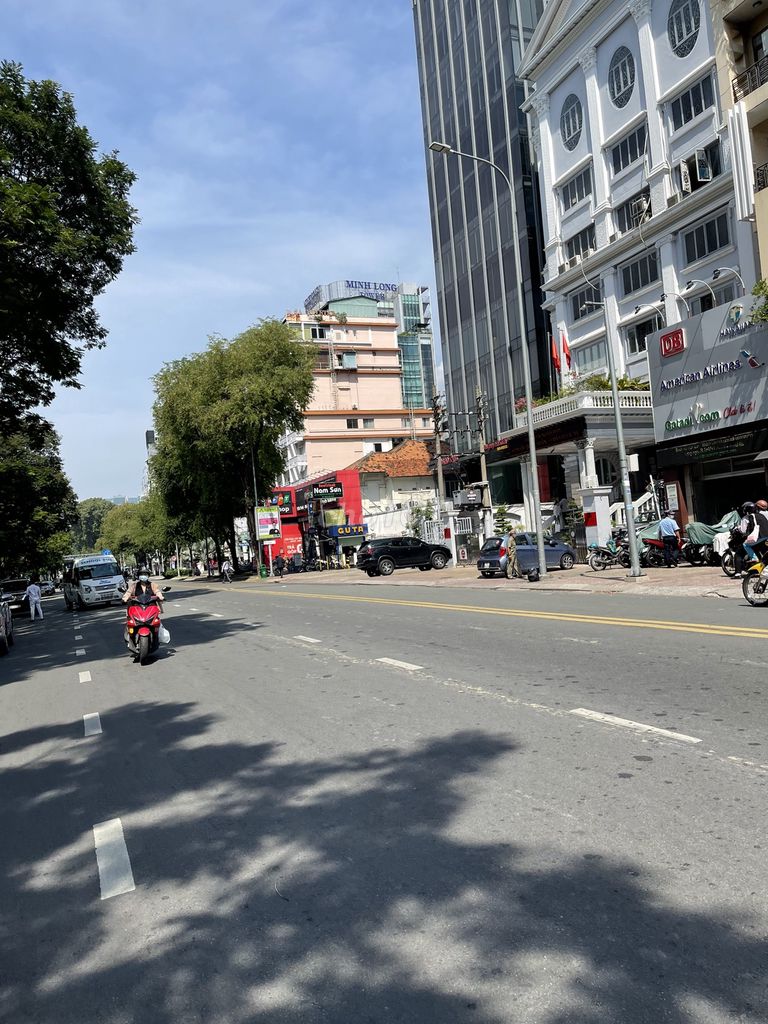 Rent a Cao Thắng, District 10. Area 6 x 20 meters, 2 floors of price: 49 million.