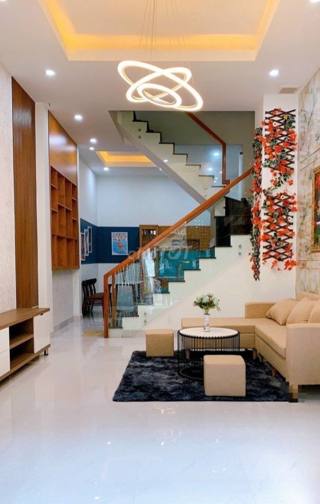 Rent an alleyhouse 95/4 BLê Văn Sỹ (1903) 13 Q.Phú Nhuận