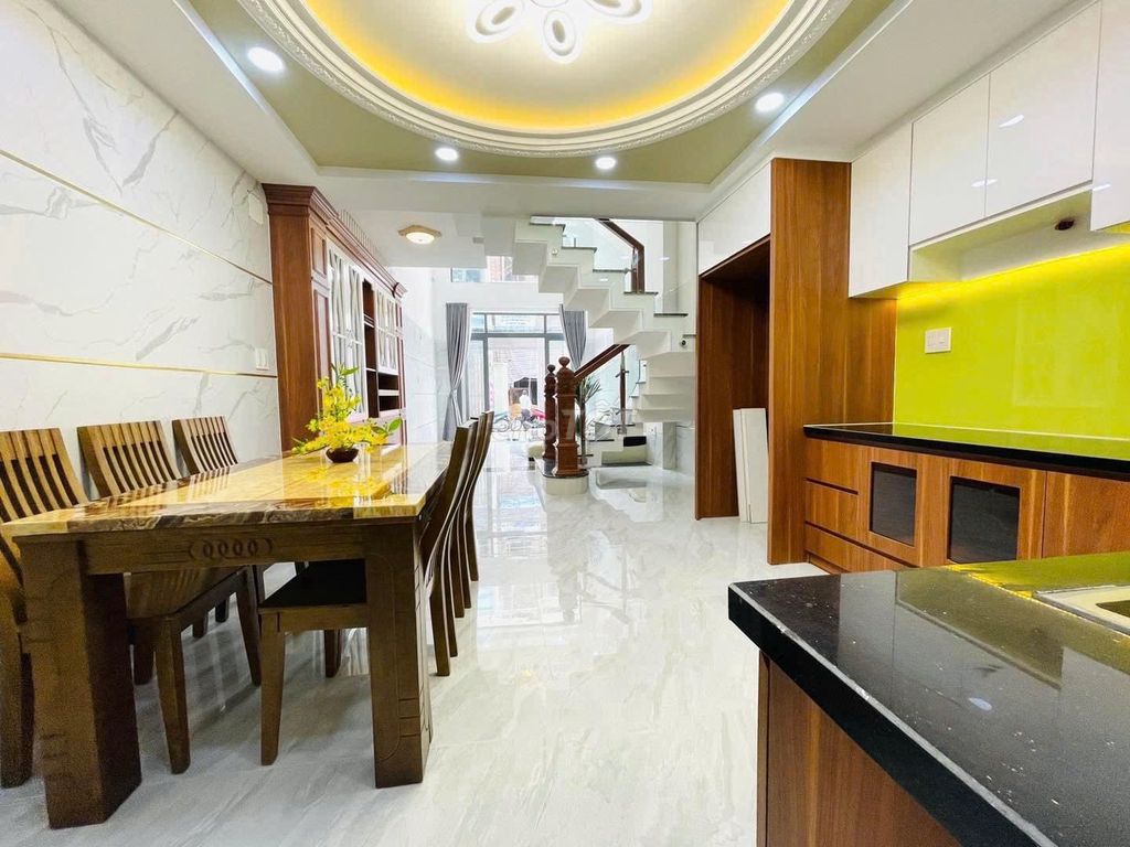 Rent a 12 Aq1, 1802 2, Q. Tân Bình
