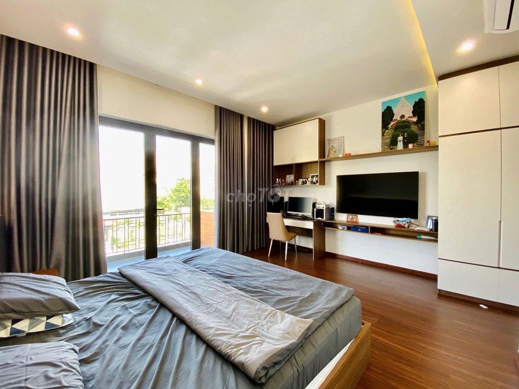 Rent a 12 Aq1, 1802 2, Q. Tân Bình