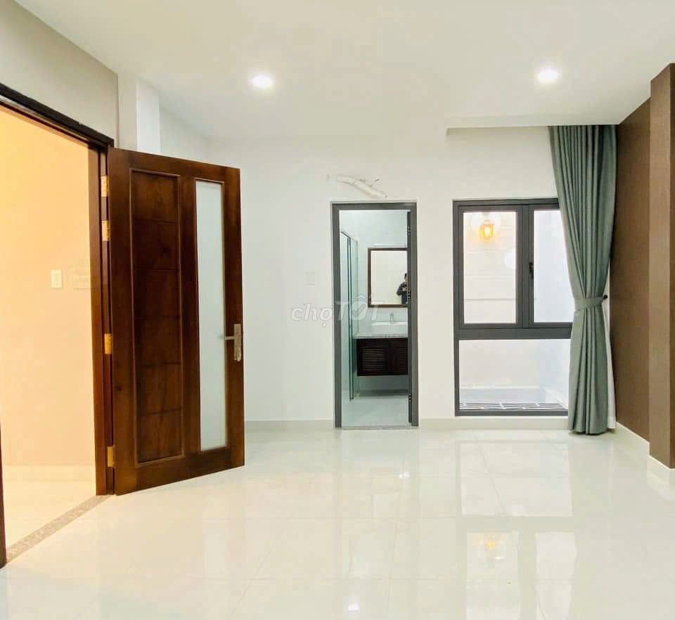 Rent an alley house 246 B Huỳnh Văn Bánh-711 QPhú Nhuận