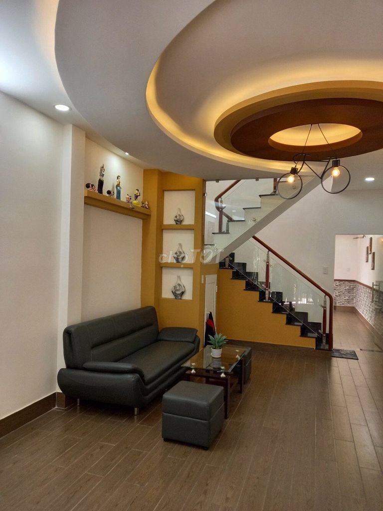 Rent an alley house 73/6 B Ni Sư Huỳnh Liên-710 Q.Tân Bình