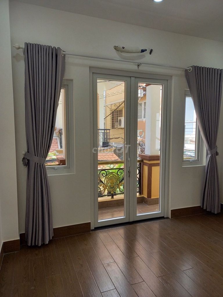 Rent an alley house 73/6 B Ni Sư Huỳnh Liên-710 Q.Tân Bình