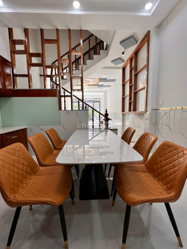 Need to rent an alley building 442/3 B Nơ Trang Long-7-3 13 Bình Thạnh
