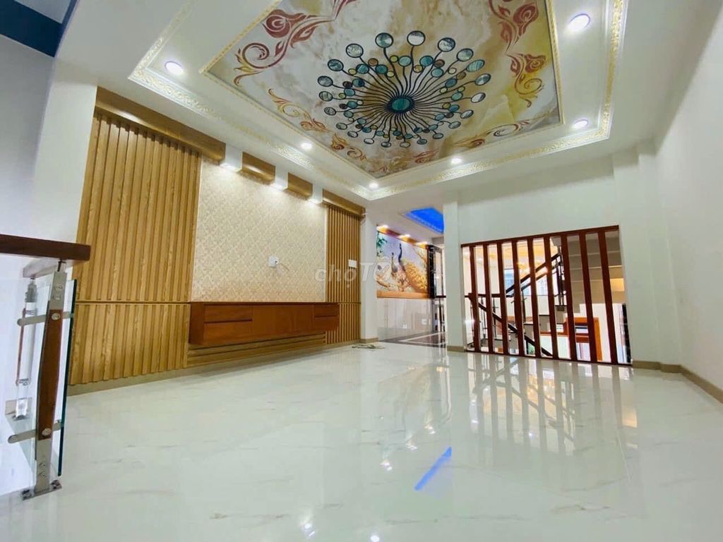 Rent an alley house 571/3 A Phạm Văn Bạch-7 15 Q.tb near Wu