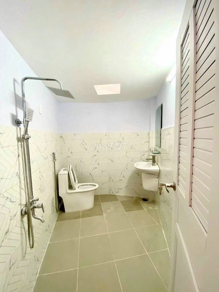 Rent an alley house 571/3 A Phạm Văn Bạch-7 15 Q.tb near Wu
