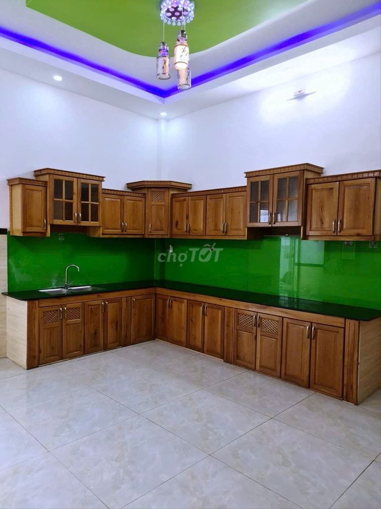 Need to rent an alley house 262/3 A Huỳnh Văn Bánh-7*11 QPhú Nhuận