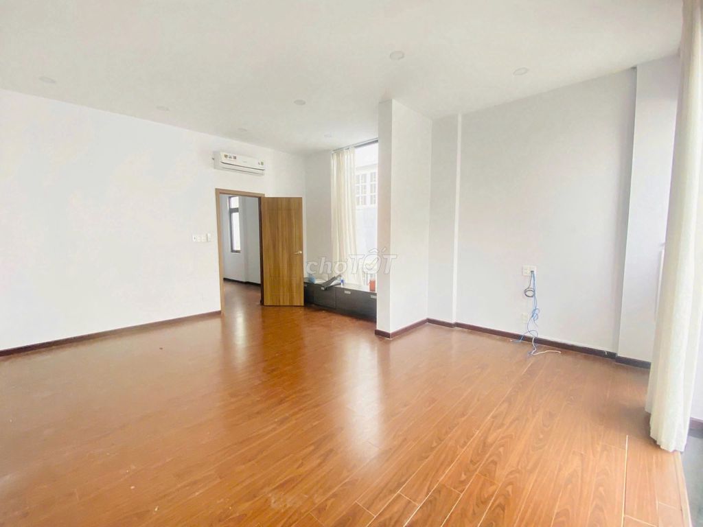 The rare line of Phú Nhuận, 2-5/5D Centals, the new home, the area that uses 400 m2