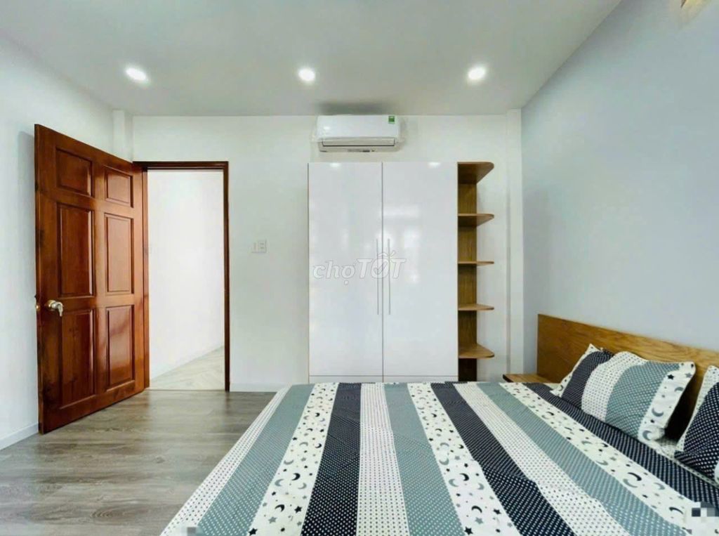 Need to rent an alley house 373-7-7* A Lý Thường Kiệt-7*9 Q.Tân Bình
