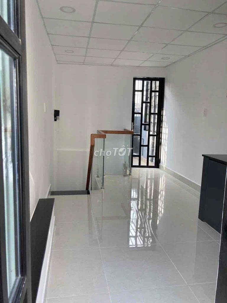 Rent 189 Nguyễn Cư Trinh County area 3 x 12 mm