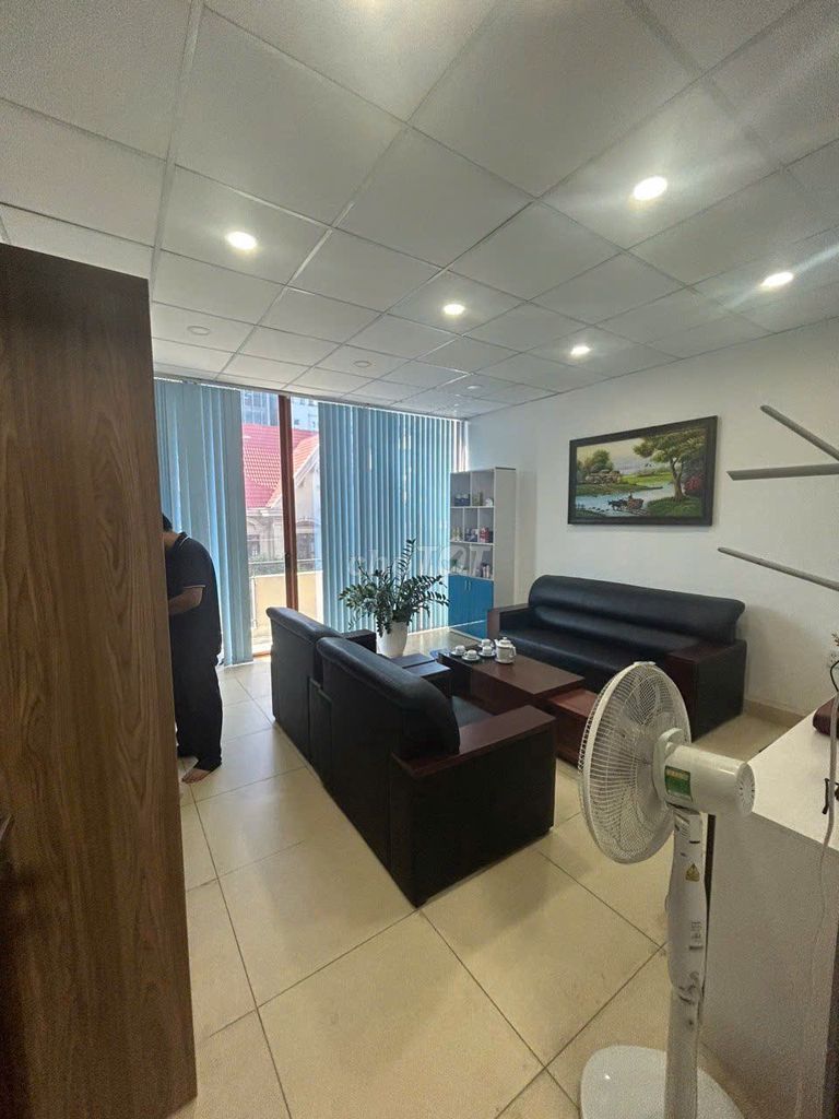 Specially rented Phổ Quang_8,5 x18 m_3 floor, garage