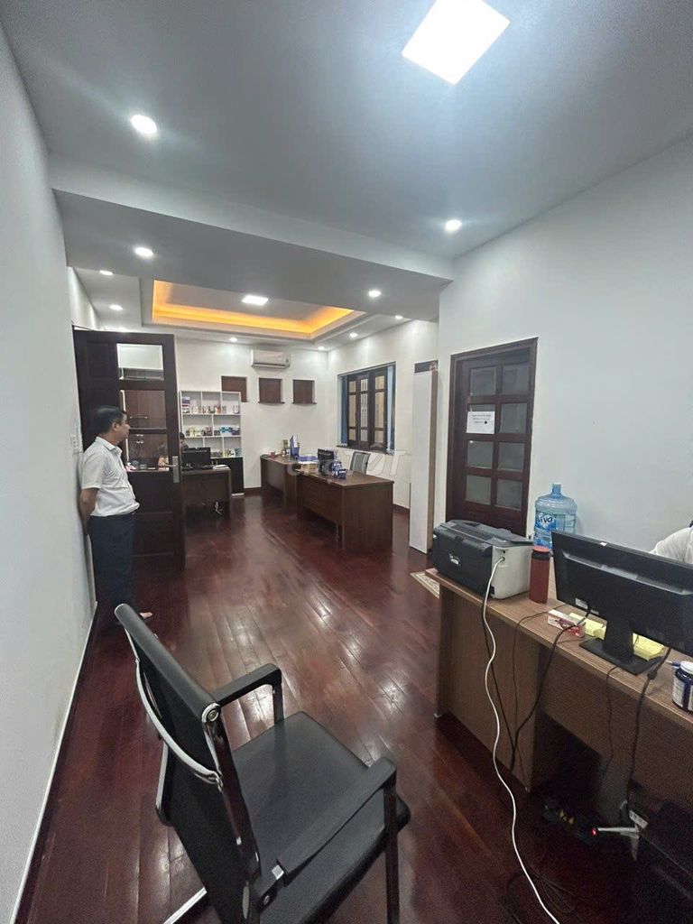 Specially rented Phổ Quang_8,5 x18 m_3 floor, garage
