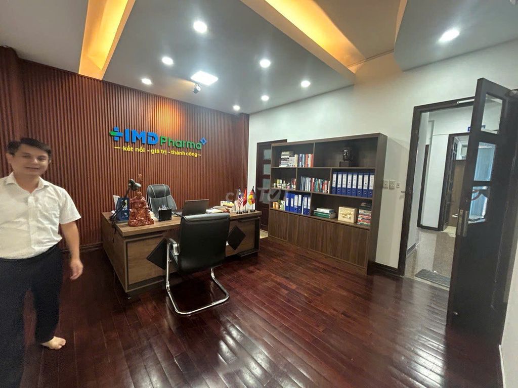 Specially rented Phổ Quang_8,5 x18 m_3 floor, garage
